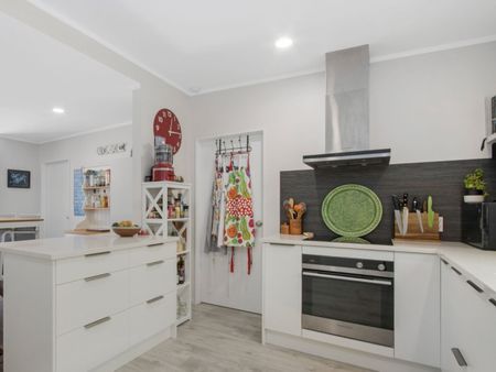 Great location in Waihi Beach - Waihi Beach - Photo 3