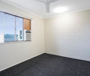 Freshly Renovated Unit in Woree - Photo 5