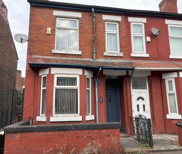 3 bedroom terraced house to rent - Photo 4