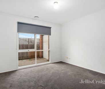 12 Barron Way, Yallambie - Photo 4