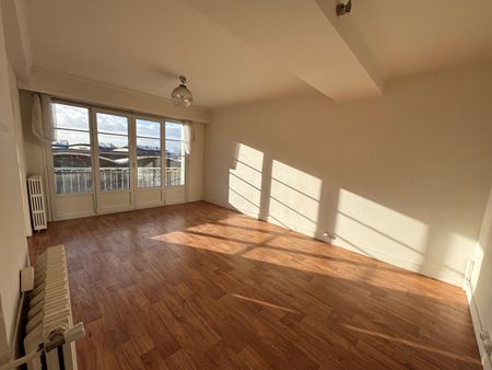 Location Appartement 3 pièces 59m² - Photo 2