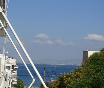 APARTMENT 48 SQ.M. FURNISHED RENOVATED AND IN A CENTRAL POINT IN LO... - Photo 2
