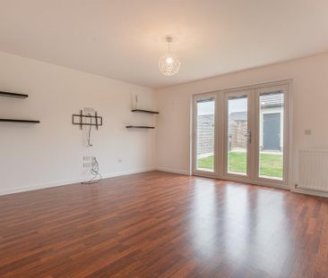 4 bedroom detached house to rent - Photo 1