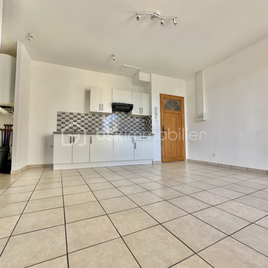 Appartement de 37,50 m² à Lunel - Photo 1