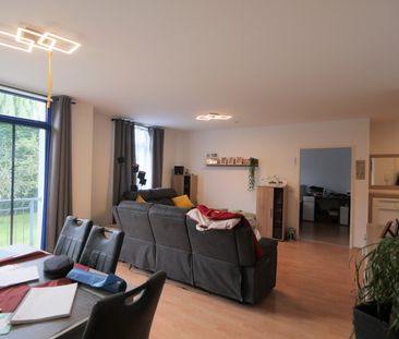 WBS-Schein erforderlich! Schöne 2,5-Zimmer-Wohnung in ruhigem Umfel... - Photo 2