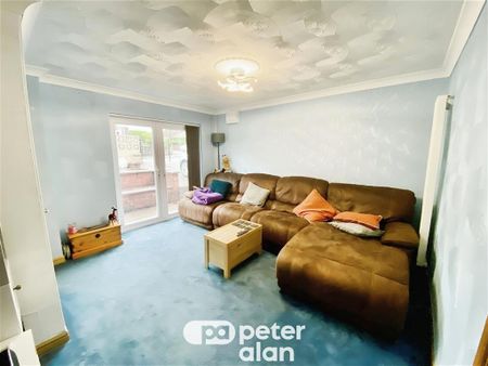 Sycamore Close, ABERDARE - Photo 4