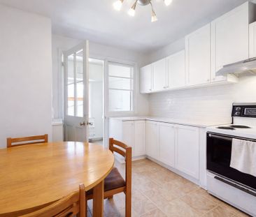 3 ½ LIBRE LE 1ER SEPTEMBRE 2026 - Photo 2