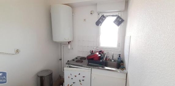 Location Appartement 1 pièce 26m² MONT DE MARSAN 40000 - Photo 2