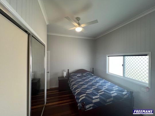 Lovely 3 Bedroom 2 Bathroom Furnished Home - Photo 1
