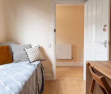 4 bedroom house to rent - Photo 2