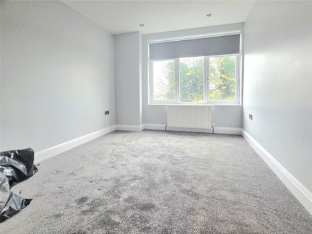 3 bedroom apartment to rent - Photo 2