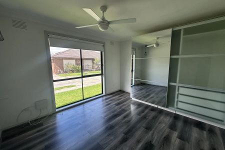 Light-Filled & Stylishly Updated Unit - Photo 2