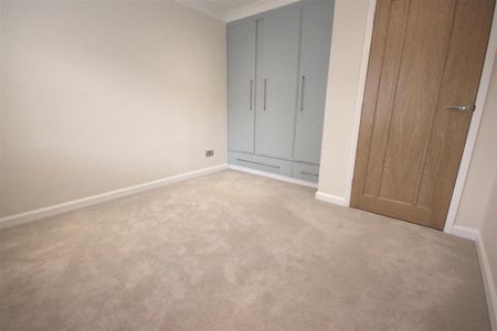 1 Bedroom Flat To Let - Photo 4