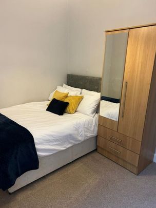 1601L Albert Street, Edinburgh, EH7 5LG - Photo 1