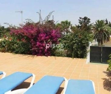 Chalet en alquiler en Calle de Sevilla - Photo 4