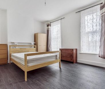 4 bedroom property to rent - Photo 5