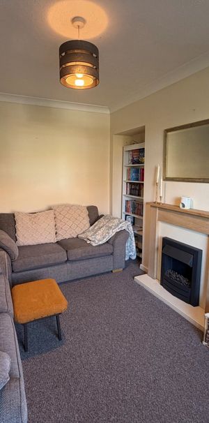 3 bedroom semi-detached house to rent - Photo 1