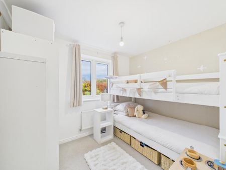 3 bedroom semi-detached house to rent - Photo 4