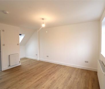 Studio to rent - Photo 6