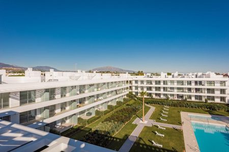 3 bedroom luxury penthouse for rent in Estepona, Spain - Photo 3