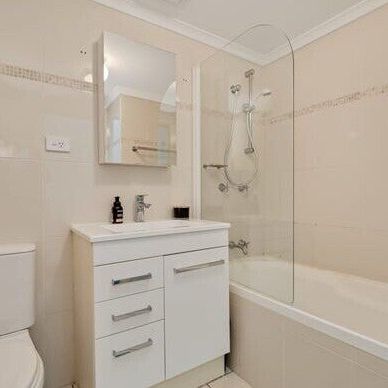 Kensington - Photo 4