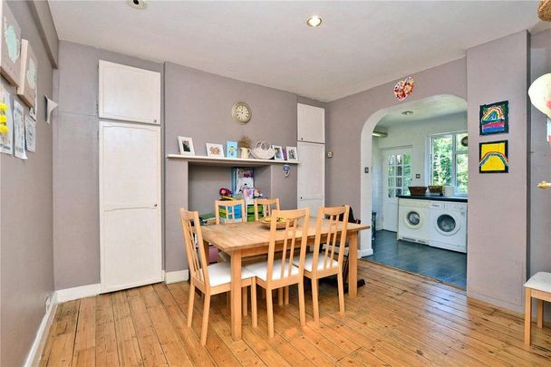 2 bedroom maisonette to rent - Photo 1