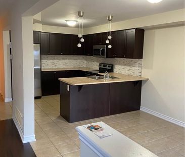 For Lease - 133 Worden Drive, Clarington, Ontario - Photo 4