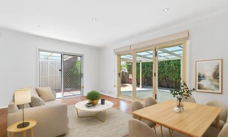 10 Hunt Drive, Seaford, VIC, 3198 - Photo 2