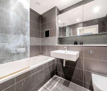 Pump House Crescent, Brentford, TW8 - Photo 6