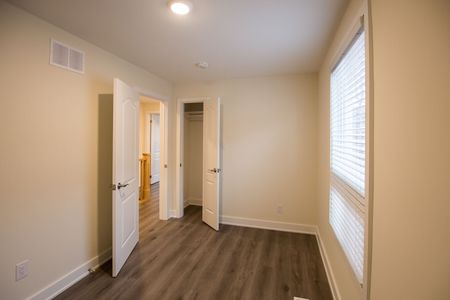 For Lease - 28 Bartlett Avenue, Toronto, Ontario - Photo 5