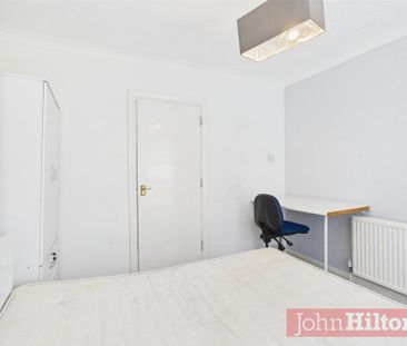 Carlyle Avenue, Brighton, East Sussex - Photo 5