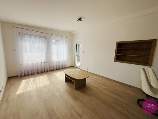 Pronájem domu 100 m² s pozemkem 150 m² - Photo 1