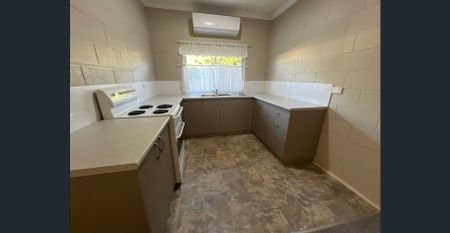 Tidy 2Bed Unit - Photo 4