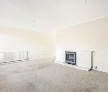 4 bedroom detached house to rent - Photo 1