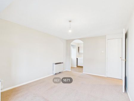 1 bedroom flat to rent - Photo 2