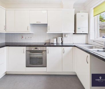 2 bedroom terraced house to rent - Photo 2