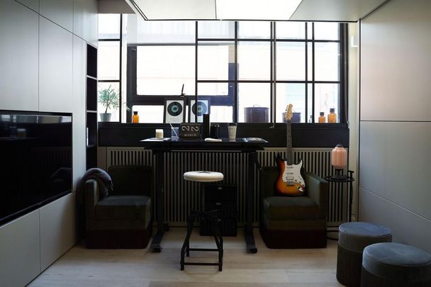Studio to rent - Photo 1