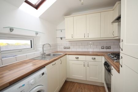 Midhope Road, Woking - Photo 4
