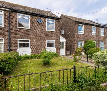 3 bedroom semi-detached house to rent - Photo 6