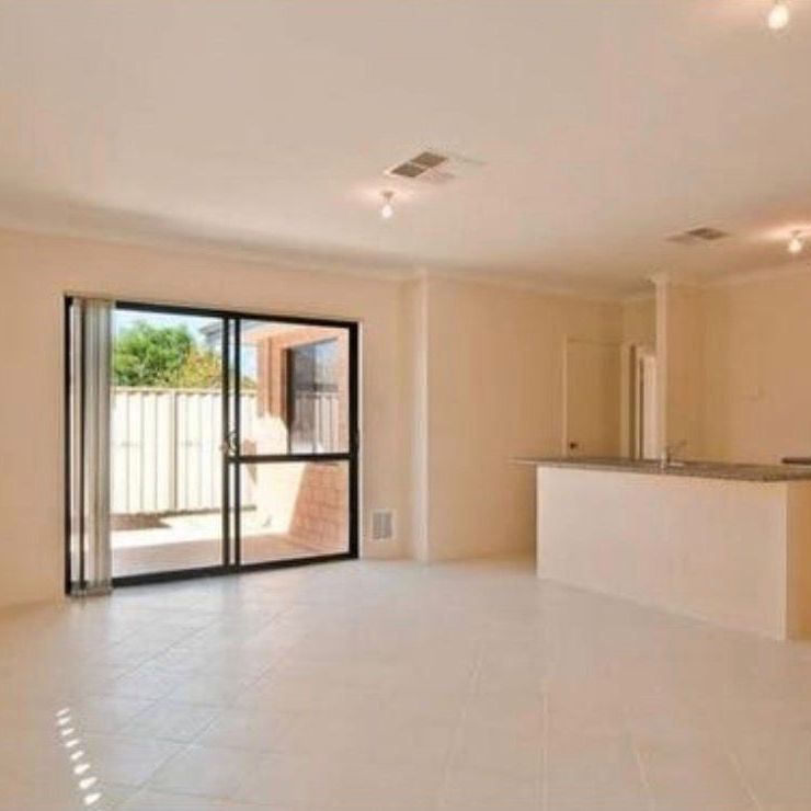 Pets Allow! Top Locale. Walk to Everything! Ultra-convenient life style! - Photo 1
