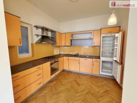 Pronájem bytu 2+kk 84 m2 - Fotografie 5
