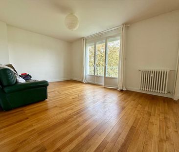 Location Appartement 4 pièces 70m² ST SEBASTIEN SUR LOIRE 44230 - Photo 3