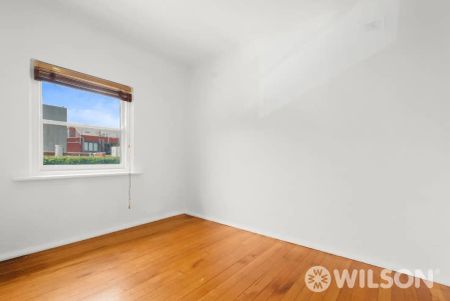 “Art Deco Inspired” - Photo 2