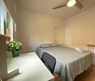 Calle de Almonacid, Madrid, Community of Madrid 28038 - Photo 2