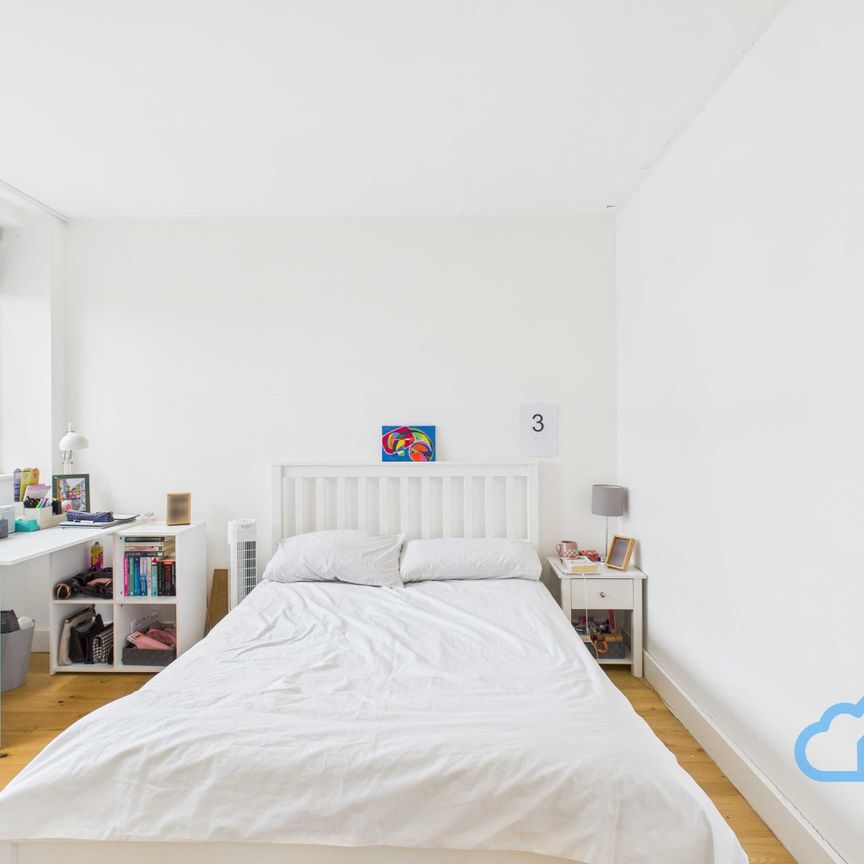 RM3 Westmead | Farnborough | GU14 7SG - Photo 1