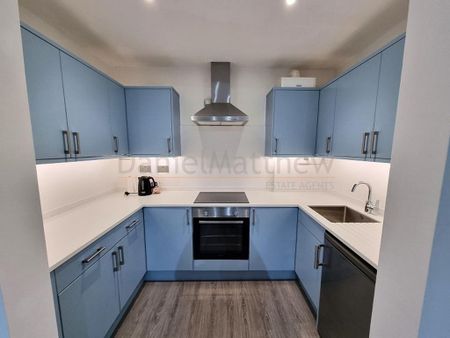 1 bedroom flat to rent - Photo 3