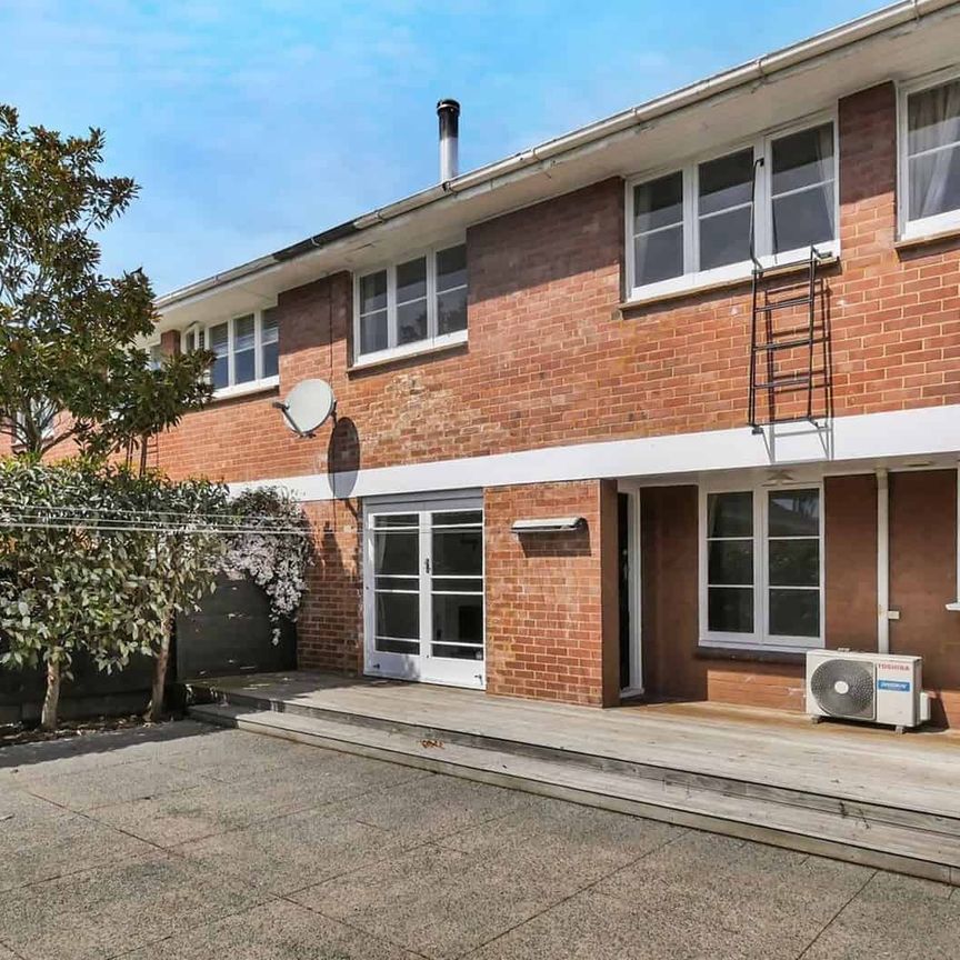 3 Bedrooms in CGHS & CBHS zones - Photo 1