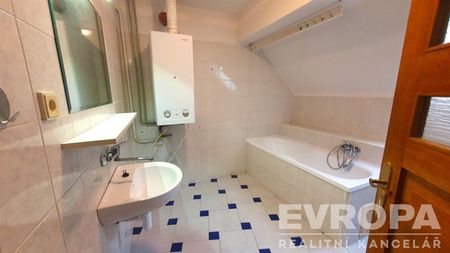 Pronájem bytu 2+kk 65 m² - Фото 3