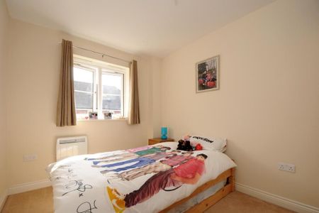 2 bedroom apartment to rent - Photo 4