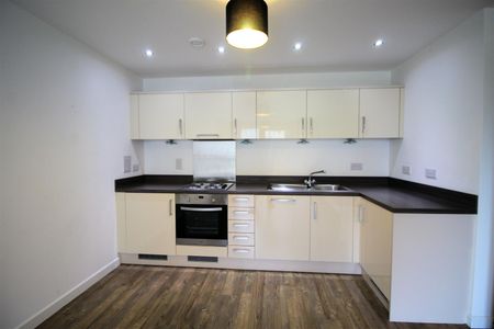 Guildford Road, Woking, Surrey, GU22 7PZ - Photo 3